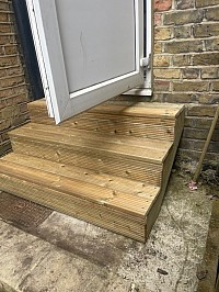 Decking stairs
